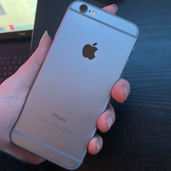 IPhone 6 - Picture 4 of 6